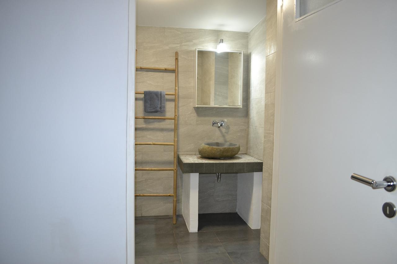 Artemis Suites Romanos  Exterior foto