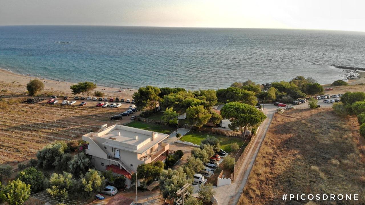 Artemis Suites Romanos  Exterior foto